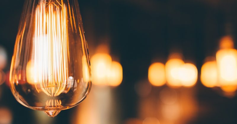 Mpitondra tsiro sy fahazavana